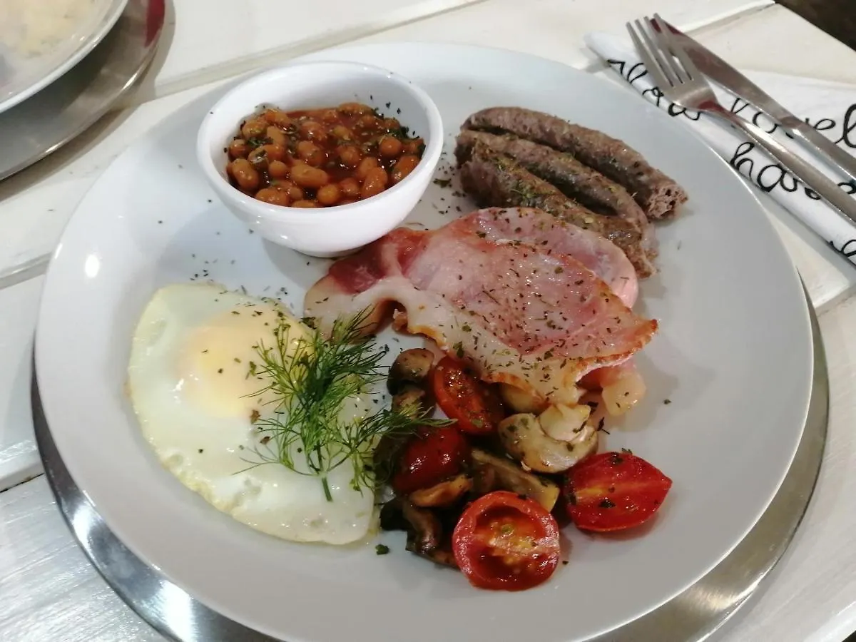 *** Guest house Villa Mariss Guesthouse Kraaifontein South Africa